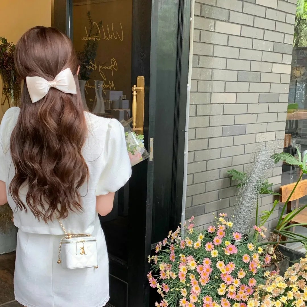 七星伴月